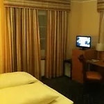 Langerfelder Hof 3*