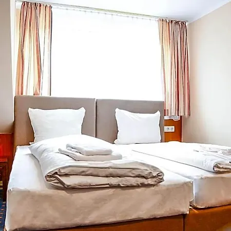 Langerfelder Hof Hotel 3*
