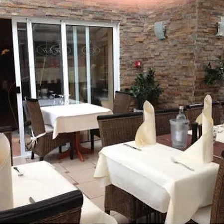 Langerfelder Hof وبرتال