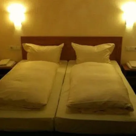 Langerfelder Hof Hotel 3*