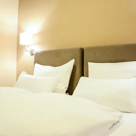 Langerfelder Hof 3* وبرتال