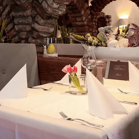 Langerfelder Hof 3* وبرتال