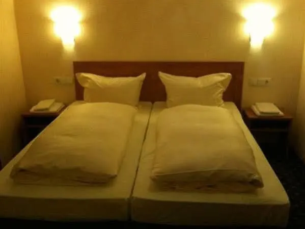 Langerfelder Hof Hotel 3*